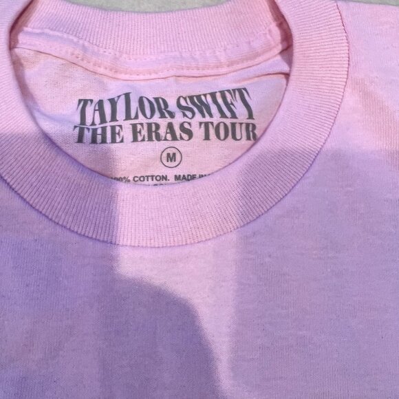 New - Official Taylor Swift Eras Tour Pink Split Photo Dateback T-Shirt Medium - Picture 3 of 3